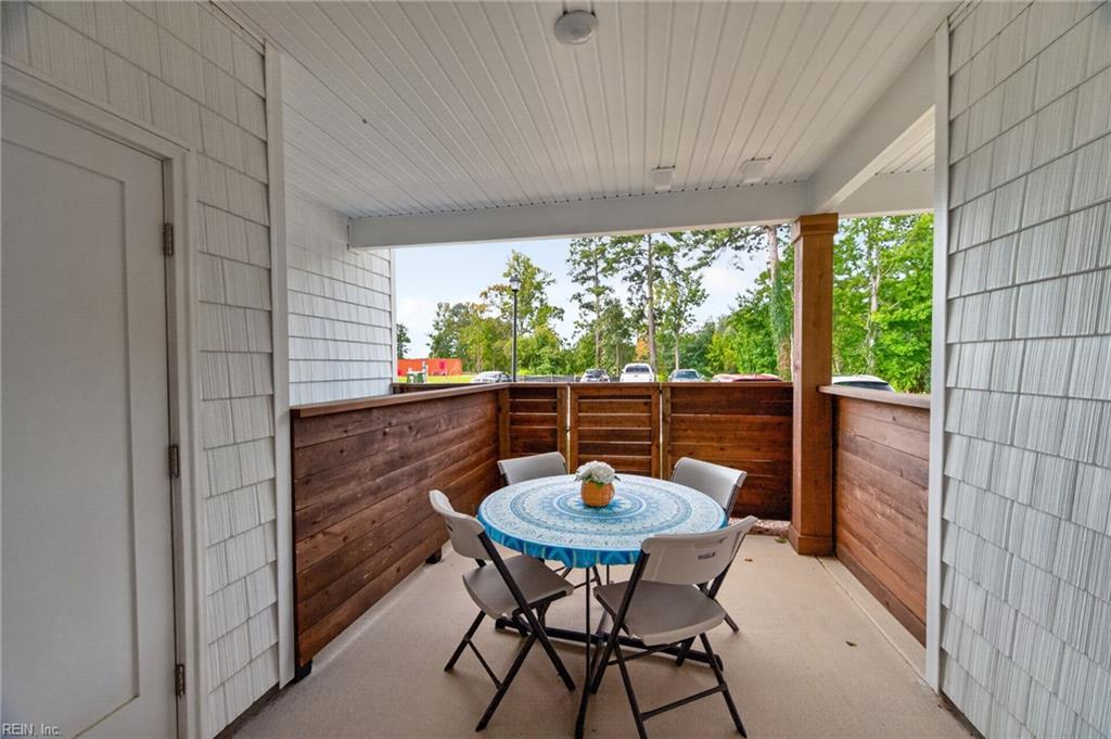 1010 Ashworth Way Property Photo 17
