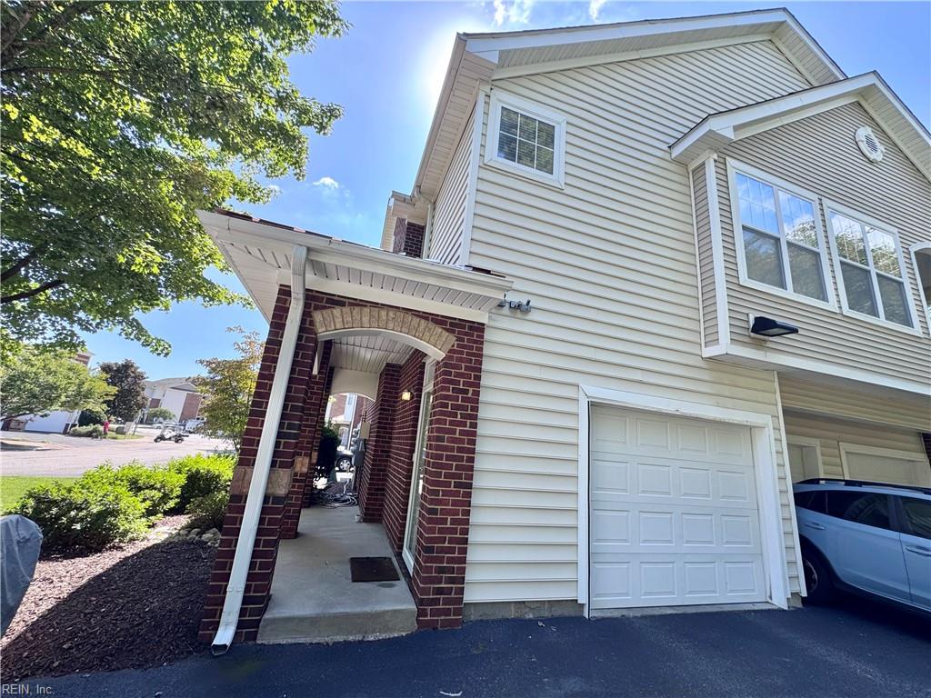 713 Windy Way Property Photo 2