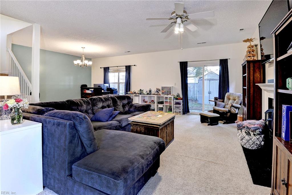 927 Prestige Ct Property Photo 6