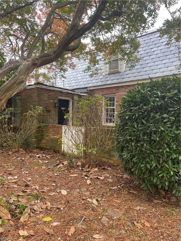 704 Kings Grant Rd Property Photo 30