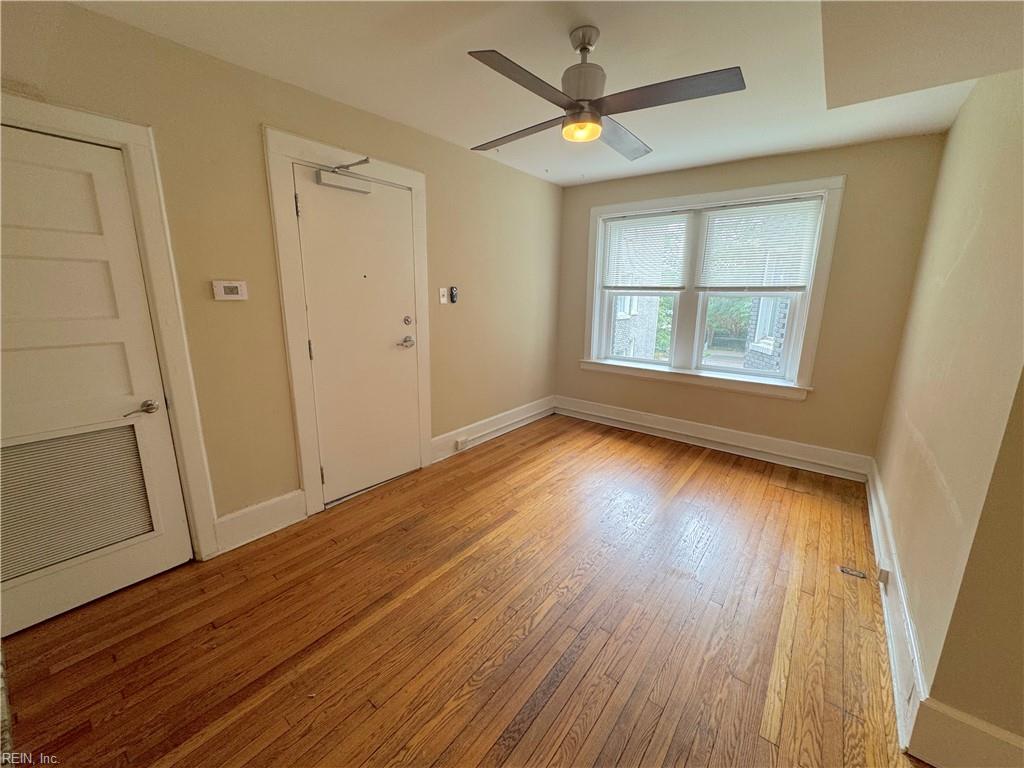 1217 Colonial Ave Property Photo 7