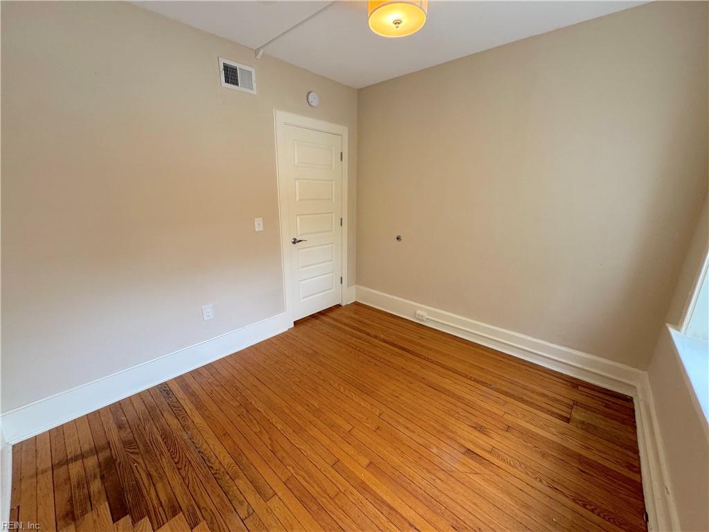 1217 Colonial Ave Property Photo 19