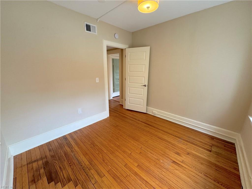 1217 Colonial Ave Property Photo 21