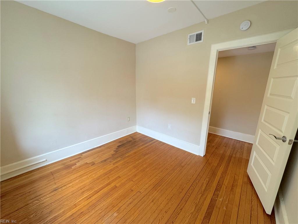 1217 Colonial Ave Property Photo 22