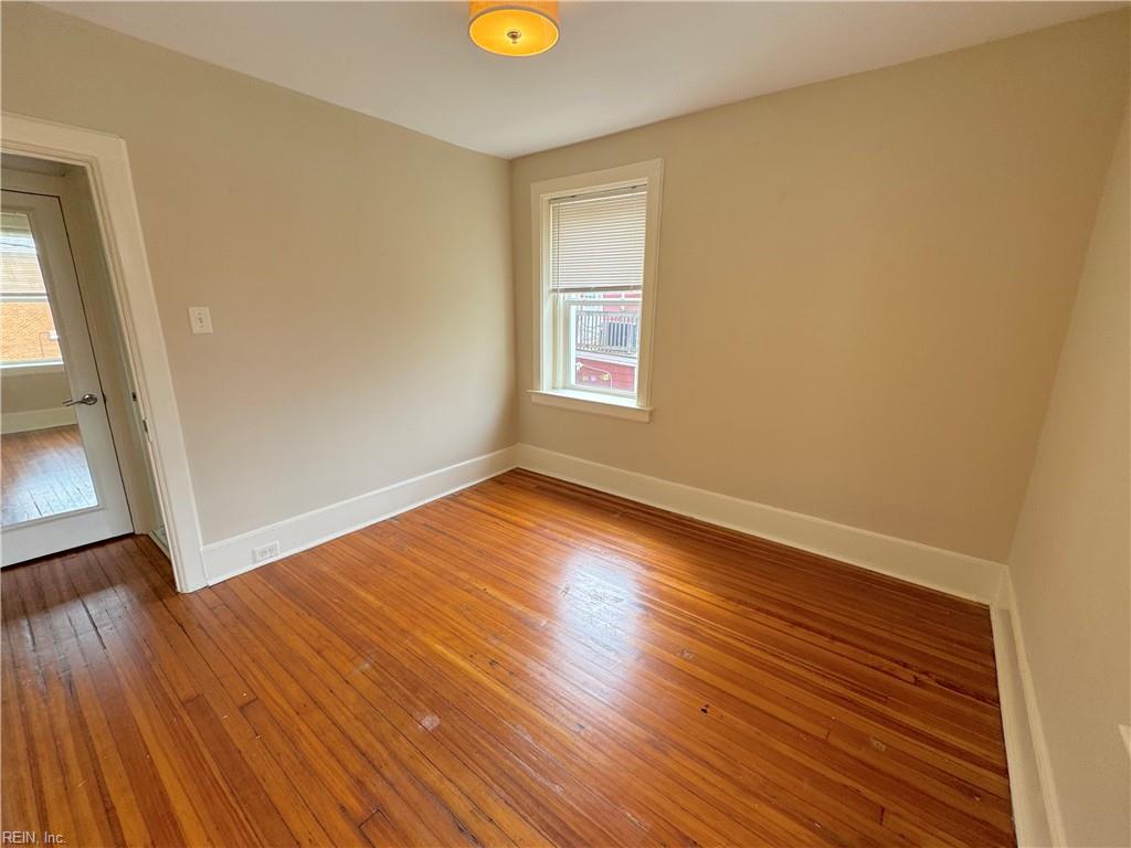 1217 Colonial Ave Property Photo 24