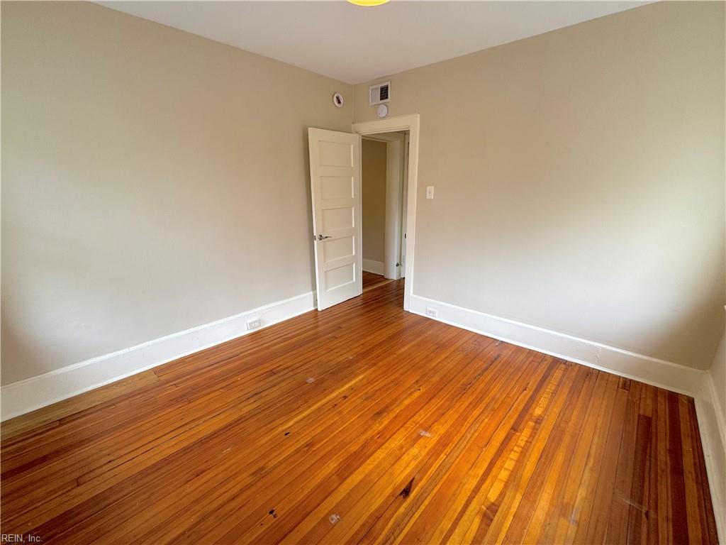 1217 Colonial Ave Property Photo 25