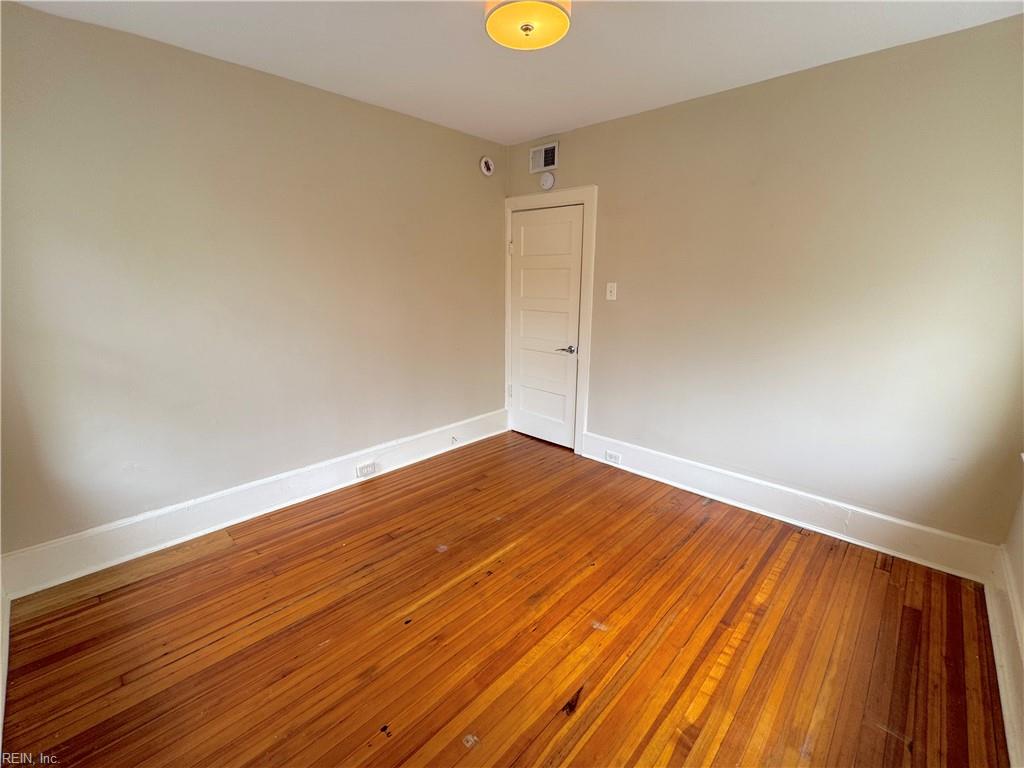 1217 Colonial Ave Property Photo 26