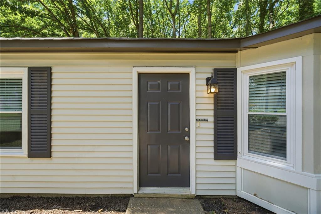 249 Batson Dr Property Photo 3