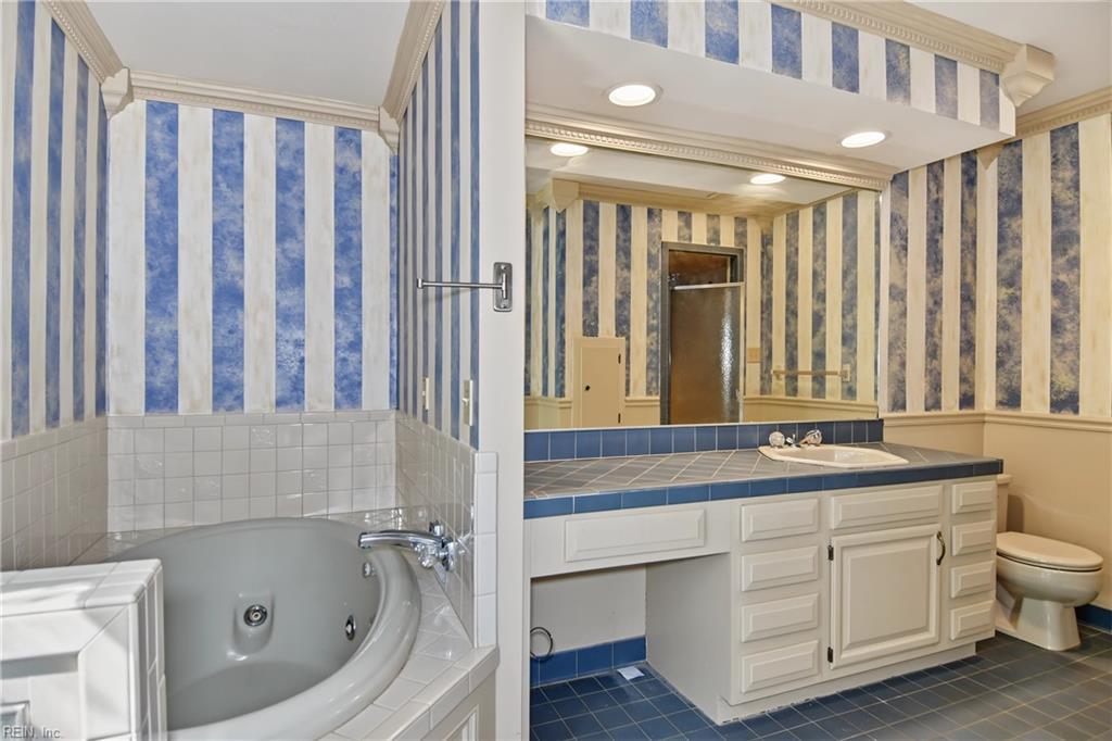 3617 Sea Breeze Point Trl Property Photo 37