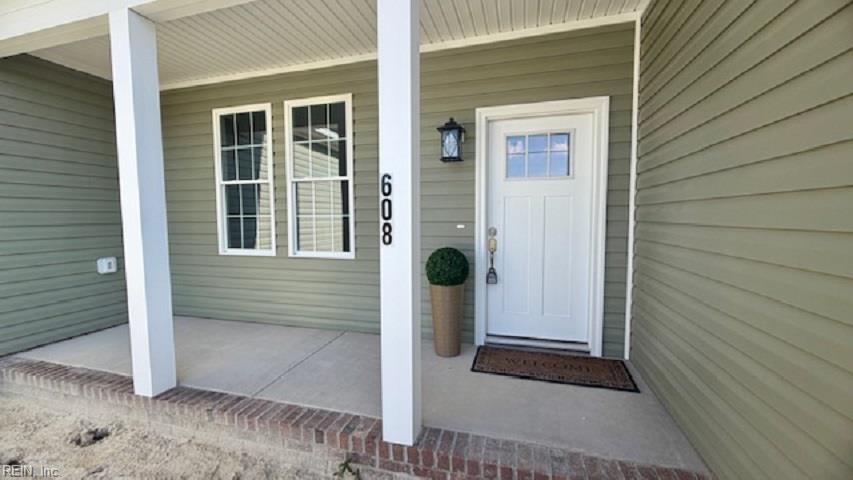 608 Lake Rd Property Photo 2