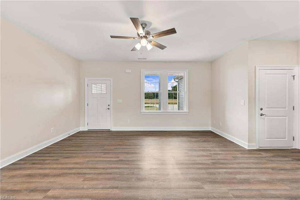 608 Lake Rd Property Photo 5