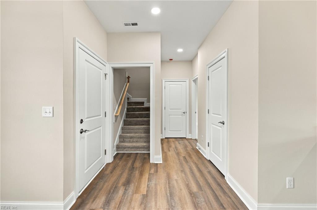 608 Lake Rd Property Photo 6