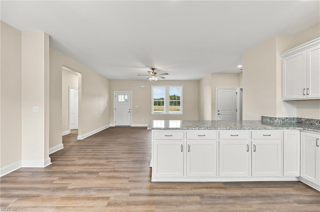 608 Lake Rd Property Photo 12