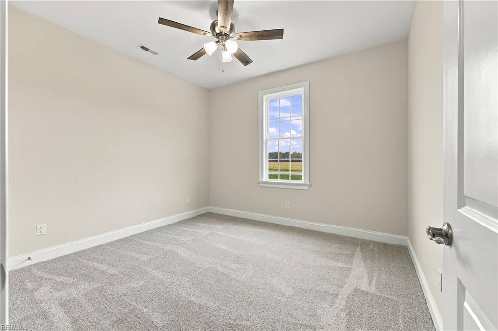 608 Lake Rd Property Photo 16
