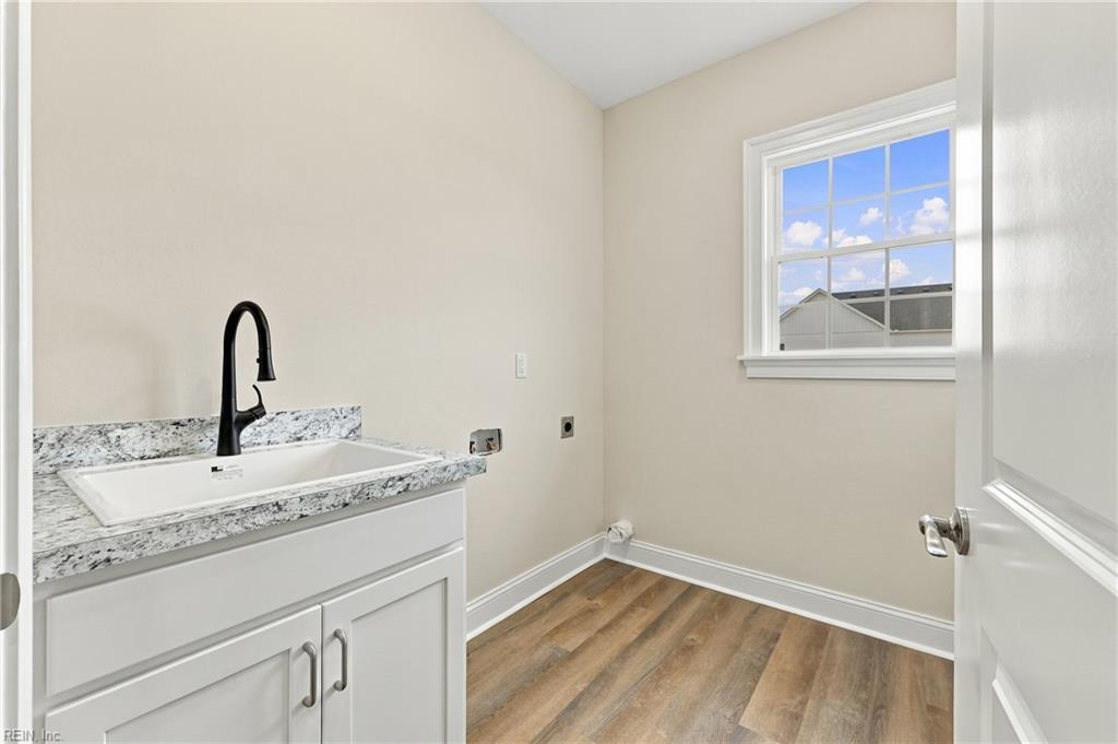 608 Lake Rd Property Photo 18