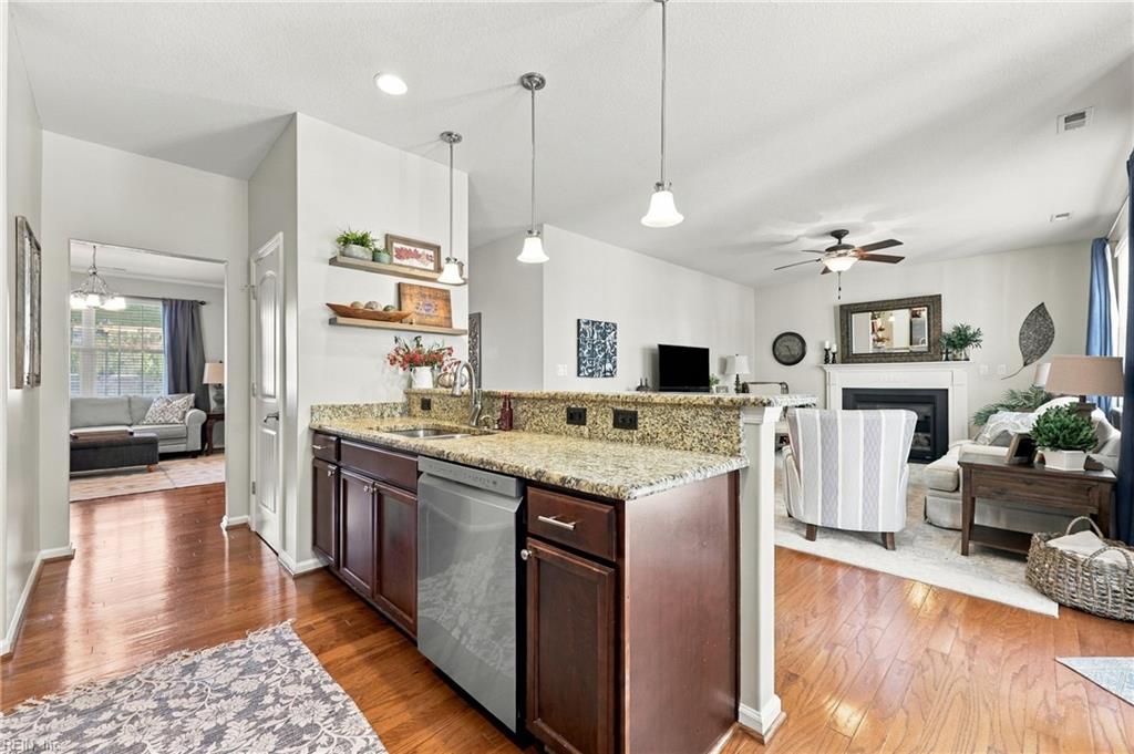 525 Hanbury Rd W Property Photo 10