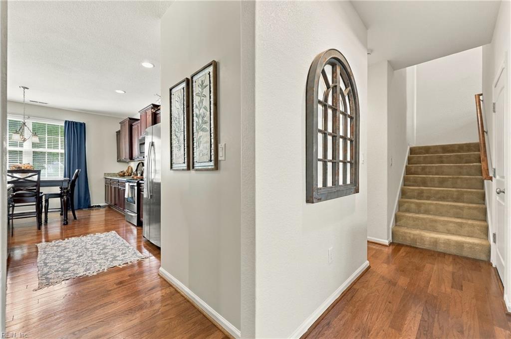 525 Hanbury Rd W Property Photo 13