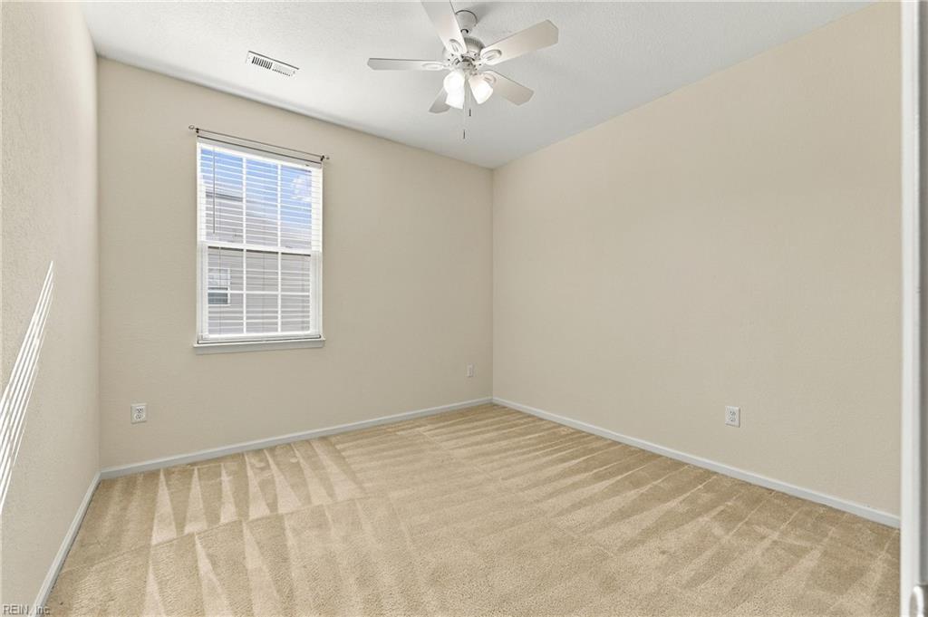 525 Hanbury Rd W Property Photo 22