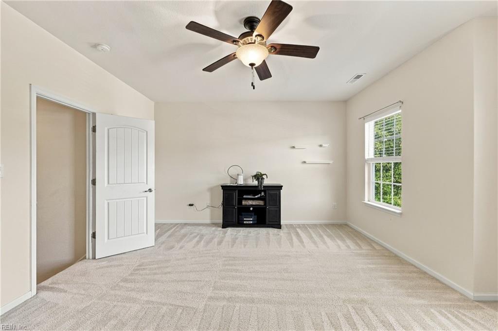 525 Hanbury Rd W Property Photo 33