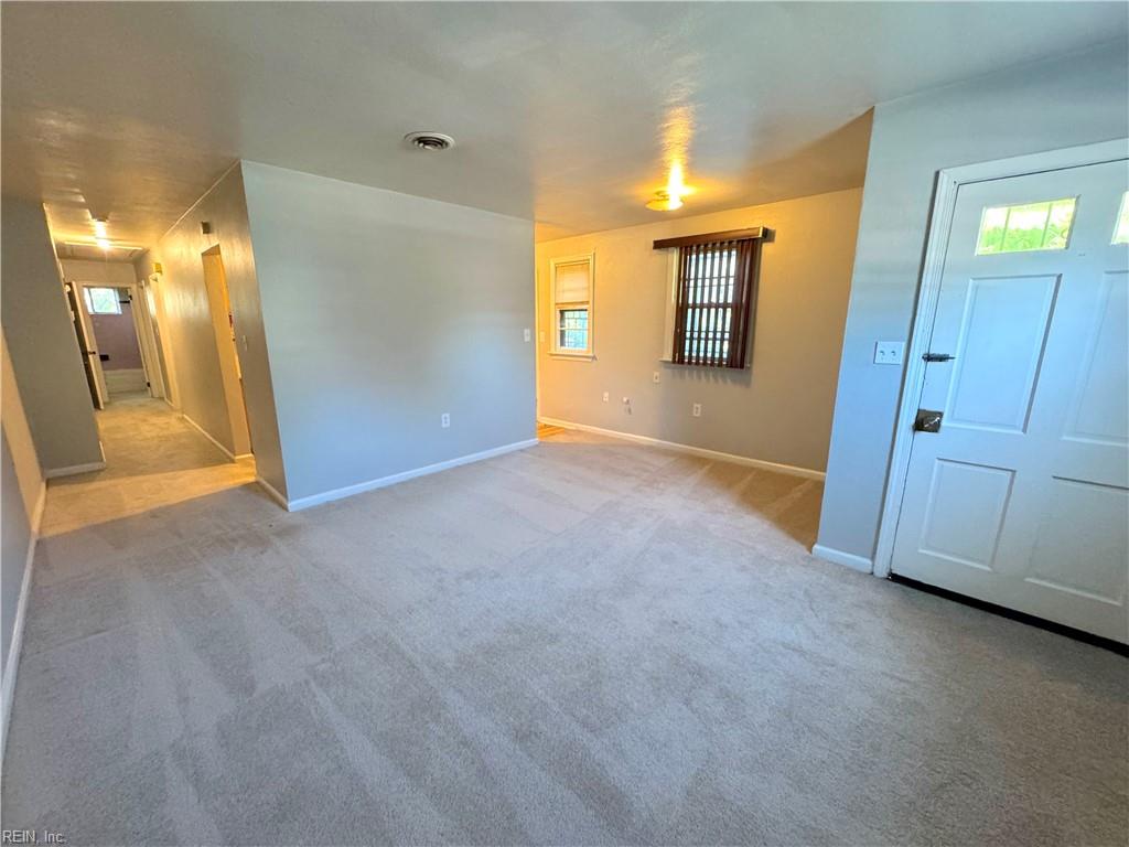 9268 Buckman Ave Property Photo 4