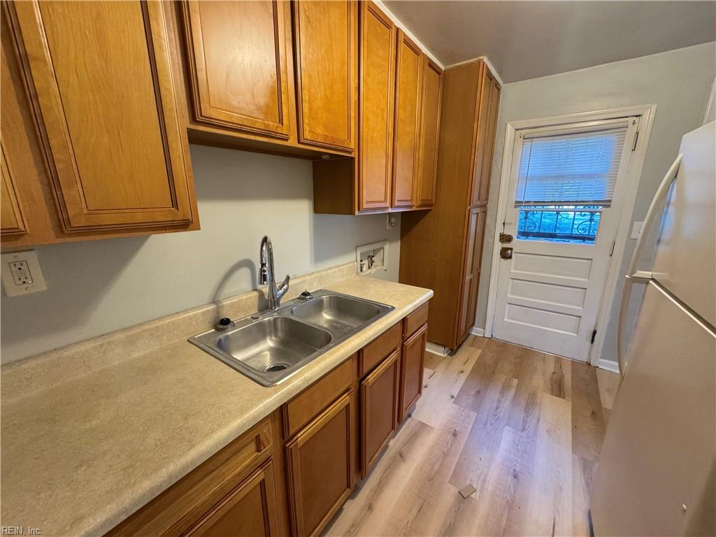 9268 Buckman Ave Property Photo 11