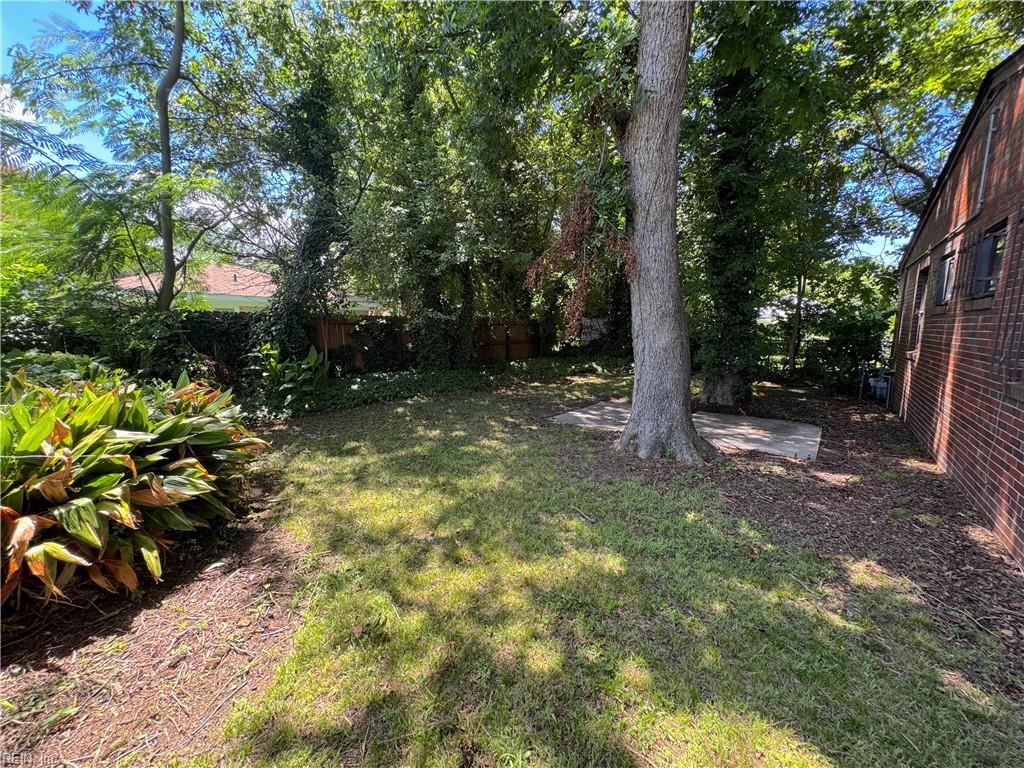 9268 Buckman Ave Property Photo 28