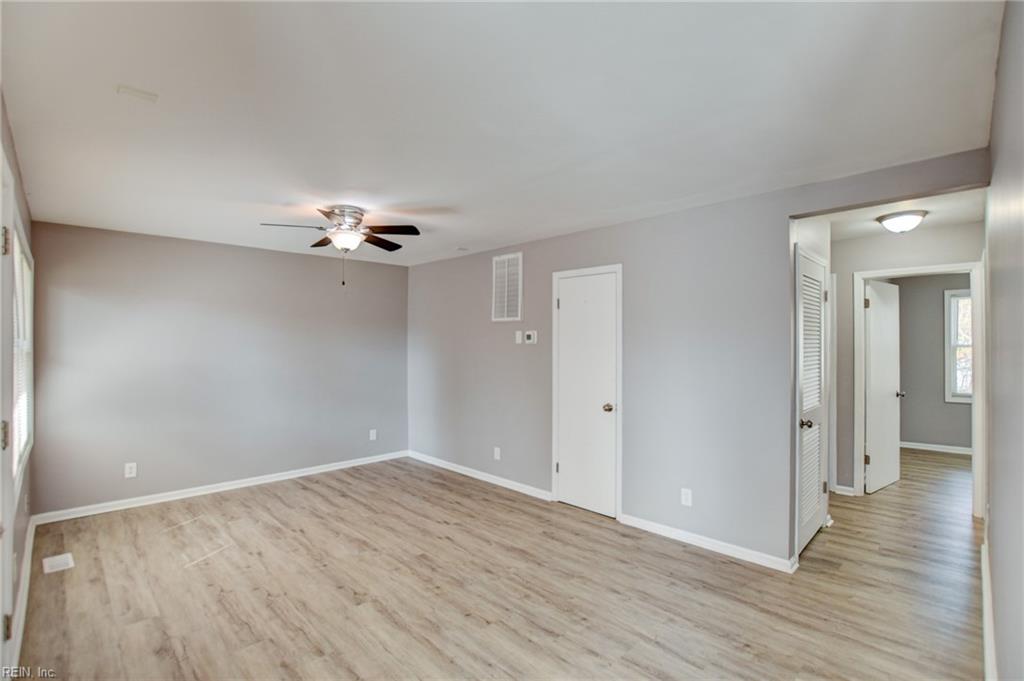 2912 Wesley St Property Photo 11