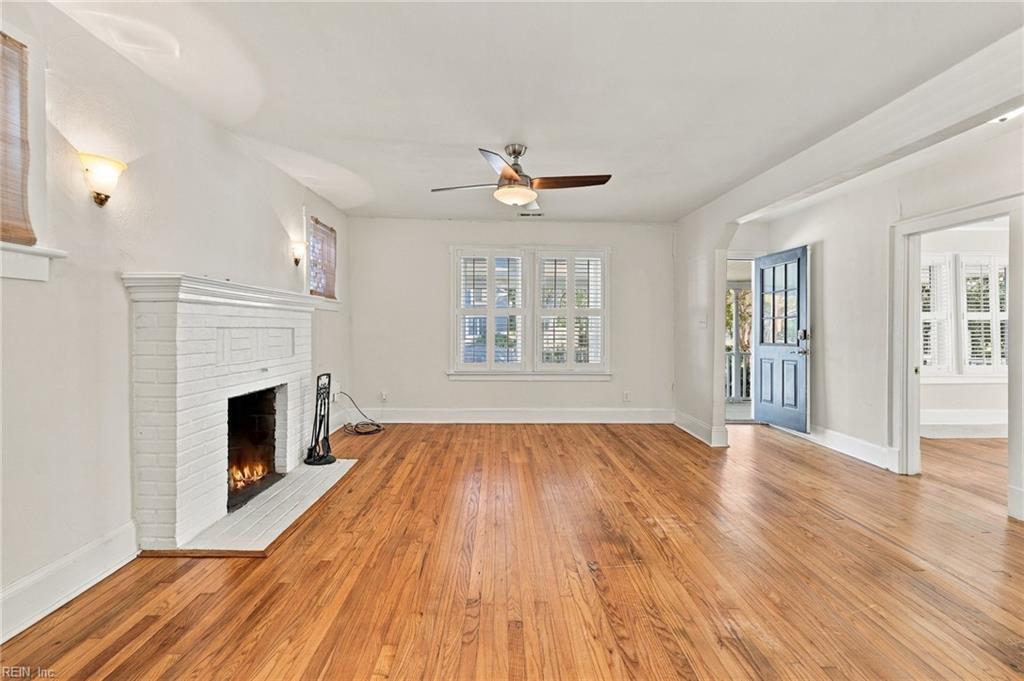 305 Lenox Ave Property Photo 12