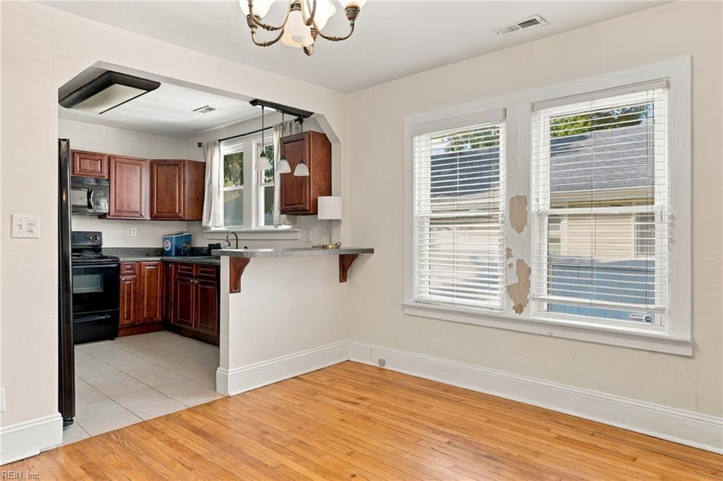 305 Lenox Ave Property Photo 14