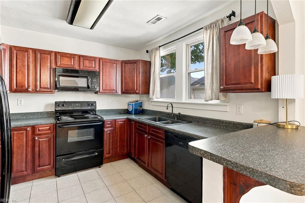 305 Lenox Ave Property Photo 15