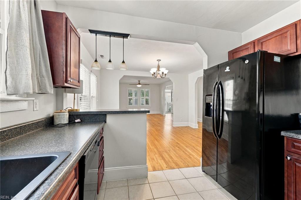 305 Lenox Ave Property Photo 18