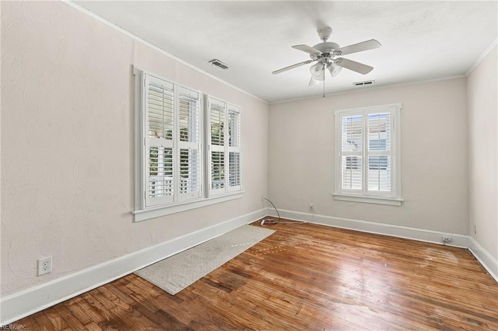 305 Lenox Ave Property Photo 21