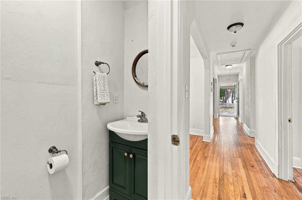 305 Lenox Ave Property Photo 32