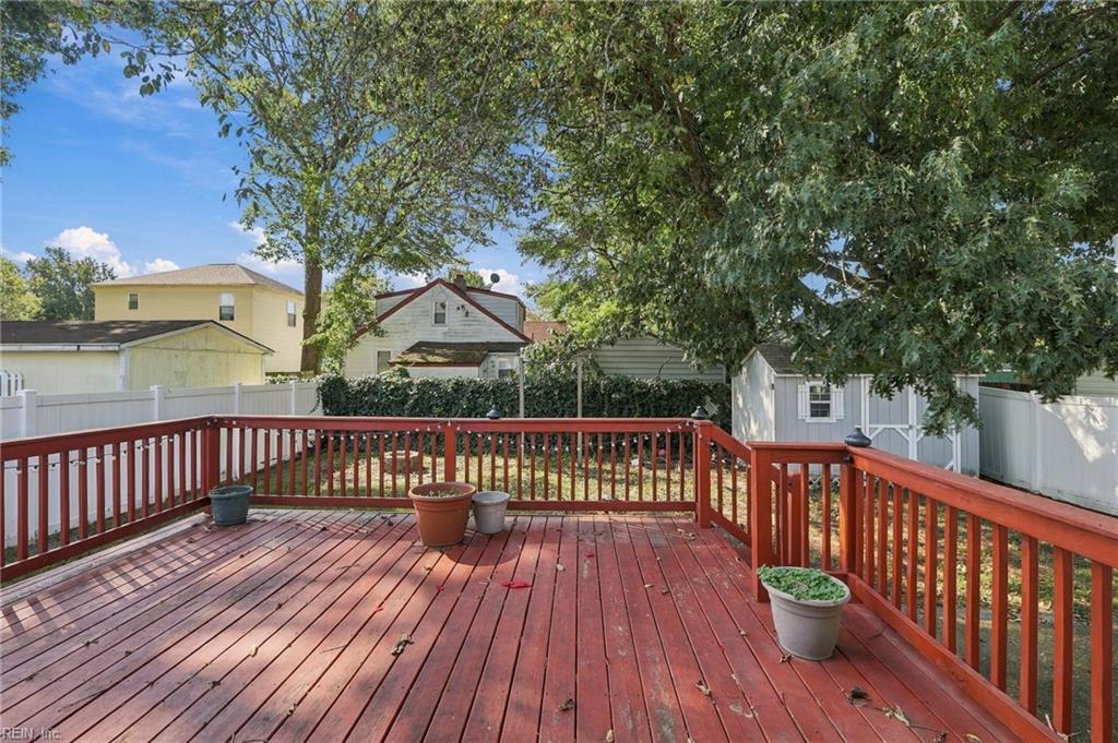 305 Lenox Ave Property Photo 34