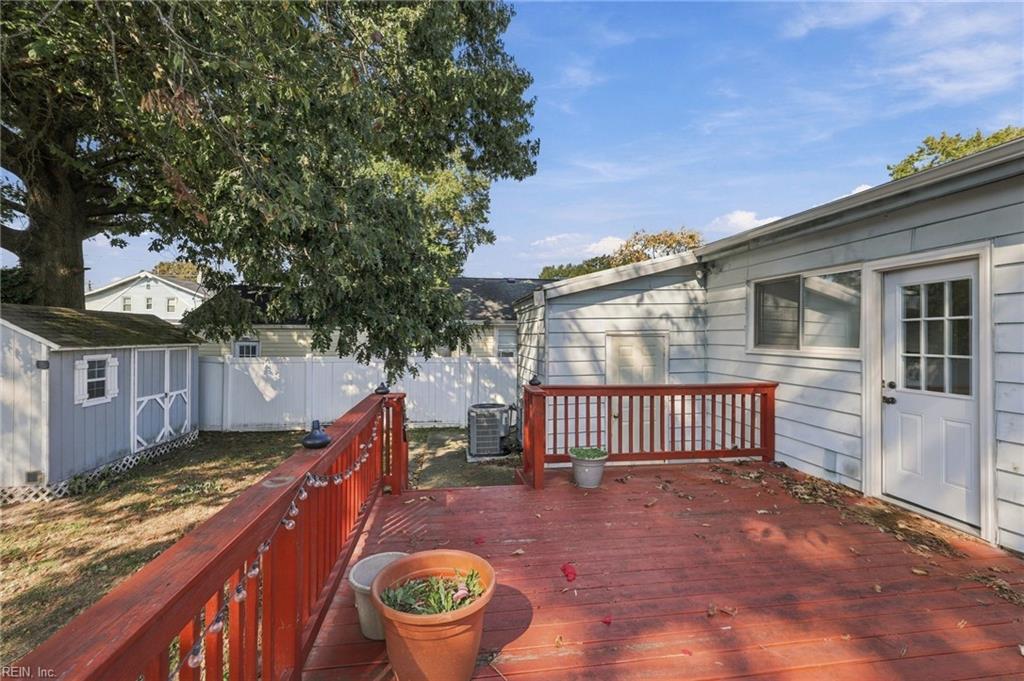 305 Lenox Ave Property Photo 35