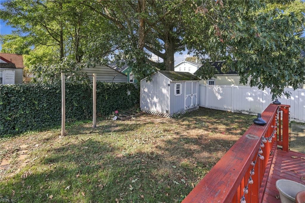 305 Lenox Ave Property Photo 37