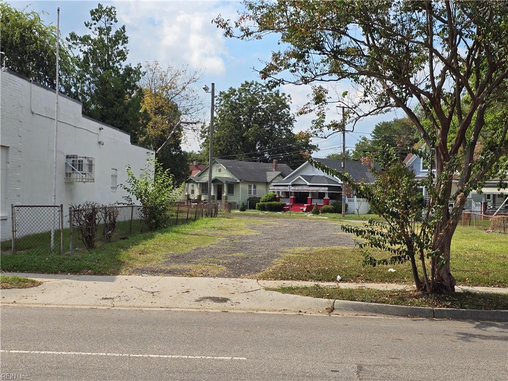 907 Campostella Rd Property Photo 1