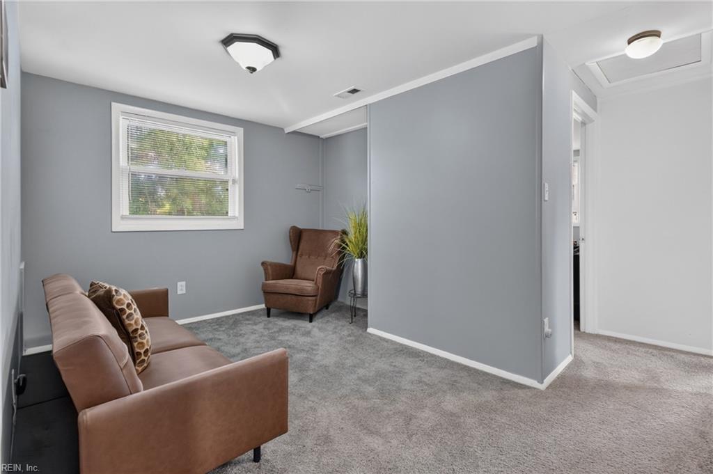 2021 Seward Dr Property Photo 23
