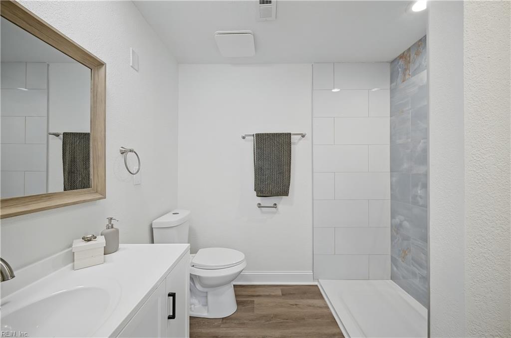 5304 Doon St Property Photo 24