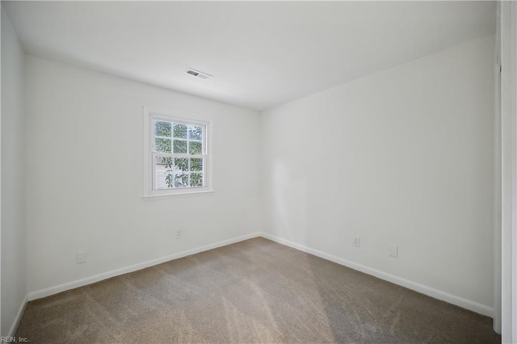 5304 Doon St Property Photo 32