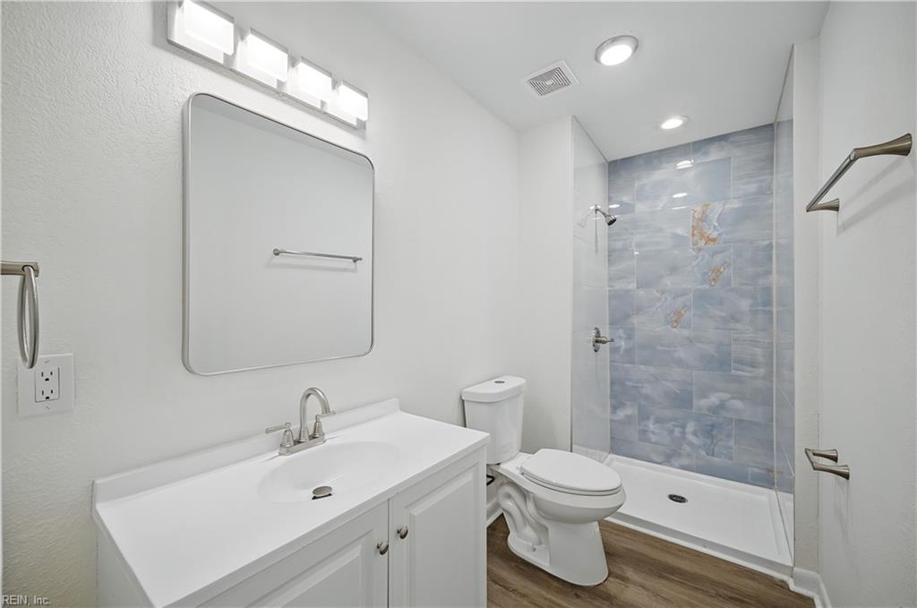 5304 Doon St Property Photo 36