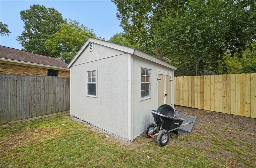 5304 Doon St Property Photo 45