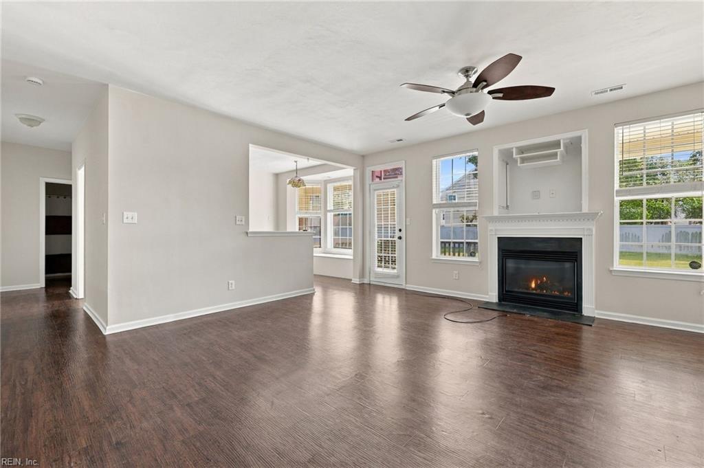 5277 Summer Cres Property Photo 5