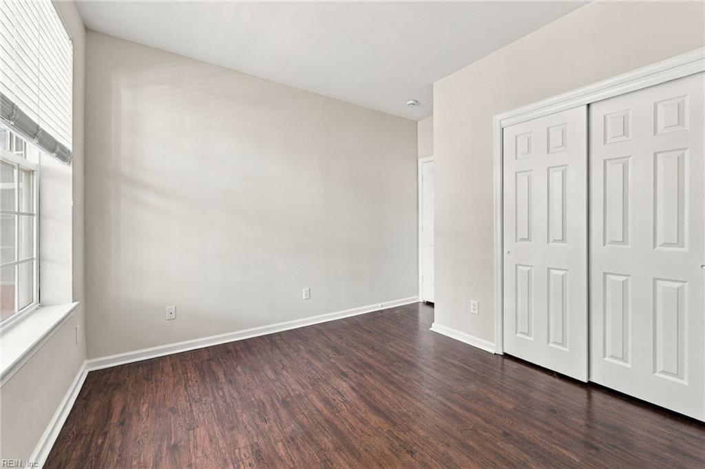 5277 Summer Cres Property Photo 14