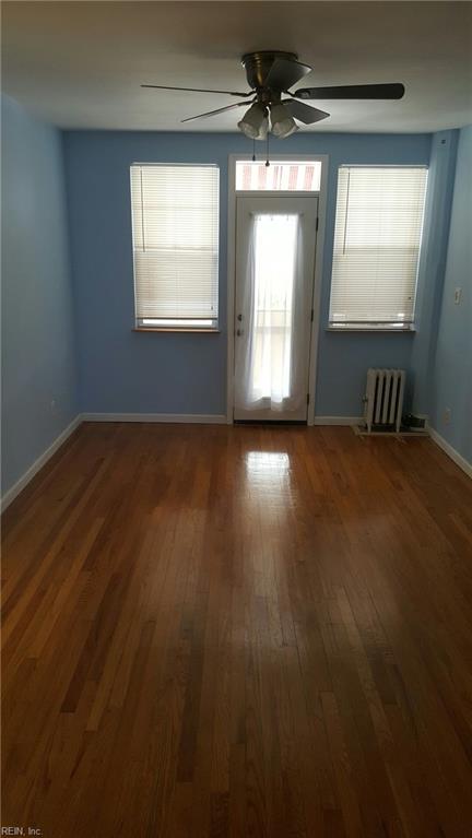 742 Washington Park Property Photo 4