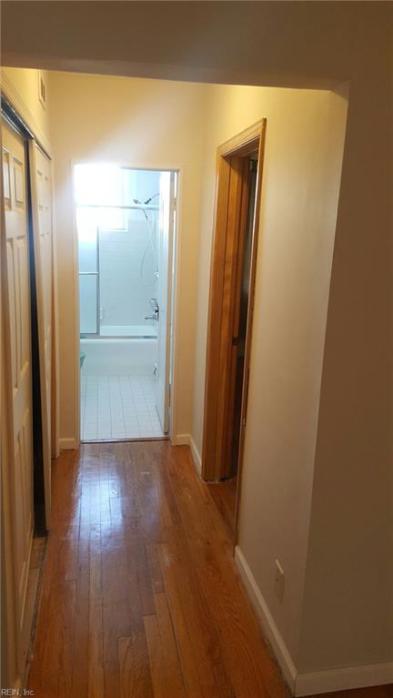 742 Washington Park Property Photo 5