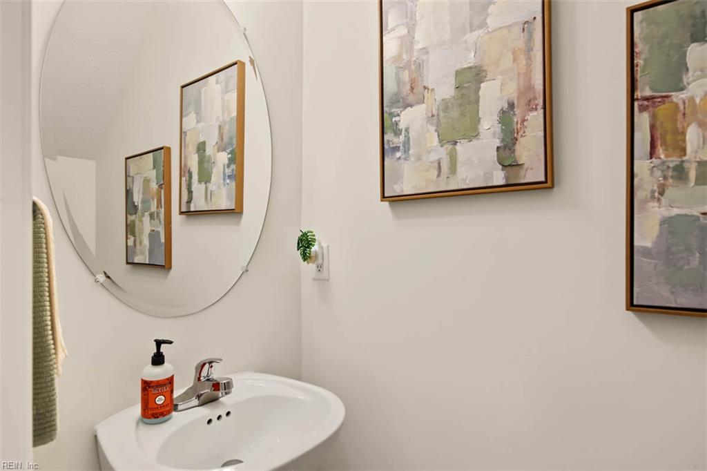 1003 Ventana St Property Photo 16