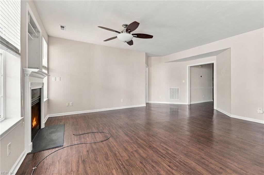 5277 Summer Cres Property Photo 7