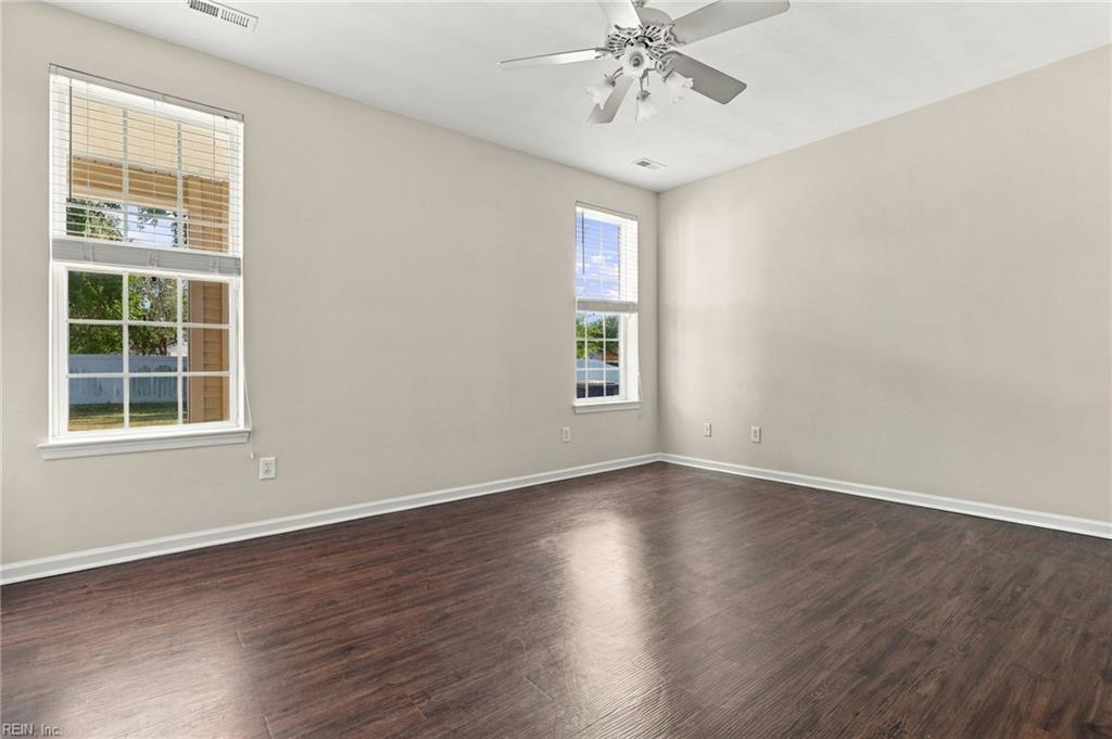 5277 Summer Cres Property Photo 15