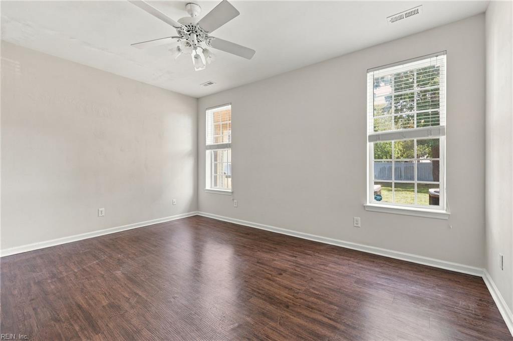 5277 Summer Cres Property Photo 17